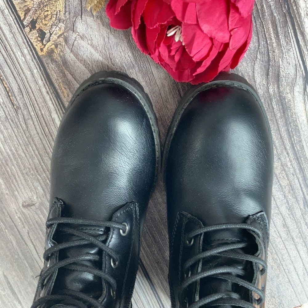 Sun + Stone Black Sloanie Hiker Booties - Picture 4 of 6